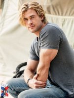 chris-hemsworth-768.jpg