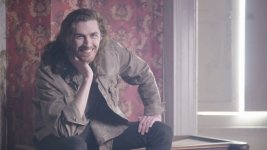 Hozier-smiling.jpg