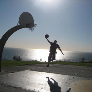 one of my favorite california spots. im not much of a basketball player but i enjoyed every second with this view behind me.