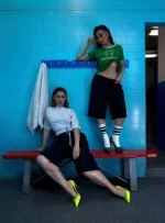 erin-moriarty-and-karen-fukuhara-v0-iaf8pljklh1h1.webp