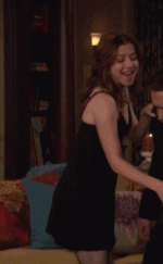 Alyson Hannigan.gif