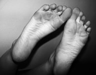 foot_fetish_by_dennawilliamson-d3a6w29.jpg