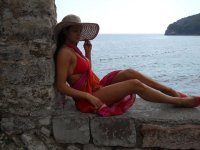 734206_236326013168977_399958112_nSerbian girl.jpg