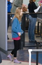 Saoirse+s+striped+socks+xJmVrVsyV8el.jpg Saoirse+s+striped+socks+xJmVrVsyV8el.jpg