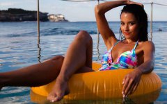 Rhiannon-Fish-Feet-1219261.jpg Rhiannon-Fish-Feet-1219261.jpg