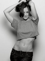 Minka-Kelly-Esquire-6.jpg