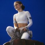 natalie-portman-on-the-set-of-star-wars-episode-ii_2.jpg
