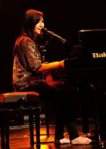 Demi-Lovato-Feet-2070397.jpg