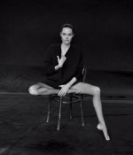 Angelina-Jolie-Feet-1976639.jpg