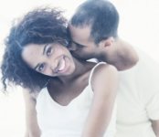 aa-couple-neck-kiss-260-316x373.jpg