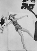 Jill Kennington Vogue UK July 1965.jpg