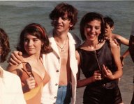 12 1964-02 Miami girls 1.jpg