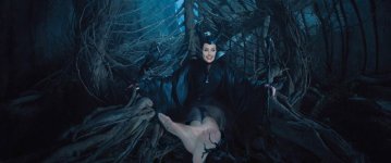maleficent_tickling_fake_by_pepecoco-da56hjd.jpg