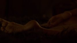 Oona-Chaplin-Feet-1561966.jpg