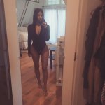 Kim-Kardashian-West-Feet-2297850.jpg