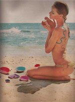 Veruschka for Vogue magazine (July 1968).jpg