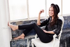 Alicia-Vikander-Feet-1814468.jpg