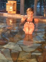 Verena-Wriedt-Feet-1535285.jpg