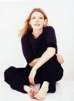 Amber-Benson-Feet-116805.jpg
