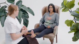 Kim-Kardashian-West-Feet-2995280.jpg