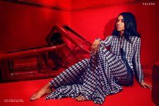 Candice-Patton-Feet-2767371.jpg