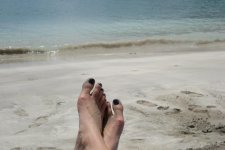 Beachfeet5.jpg