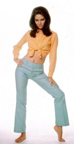 Jaclyn-Smith-Feet-2519644.jpg