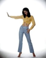 Jaclyn-Smith-Feet-2680937.jpg