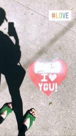 Laura-Vandervoort-Feet-3532447.jpg Laura-Vandervoort-Feet-3532447.jpg