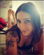 Blk-low-cut-top-smiling-bft-in-the-pose_XTheLastWoman.jpg Blk-low-cut-top-smiling-bft-in-the-pose_XTheLastWoman.jpg