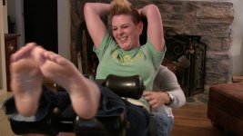 jeanpt2feetb.jpg