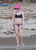 emily-blunt-in-bikini-at-a-beach-in-hawaii-06-01-2018-4.jpg