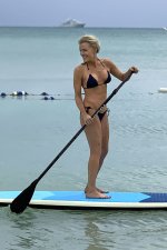 Megyn-Kelly-Feet-1.jpg