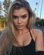 Alissa Violet (02).jpg