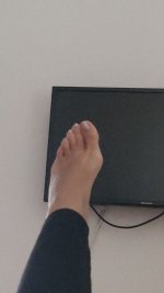 feet.jpg