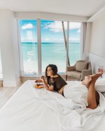 Marina-Ferrari-Feet-5822785.jpg