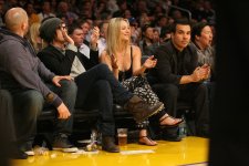 Kaley-Cuoco-Feet-396247.jpg