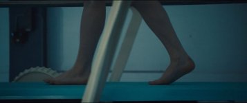 Maisie-Williams-Feet-6205357.jpg