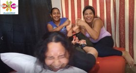 Foto 1 Ceci y Dori Tk Yisela 2002.jpg