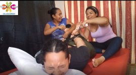 Foto 3 Ceci y Dori Tk Yisela 2002.jpg