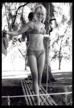 Brigitte-Bardot-Feet-2809715.jpg