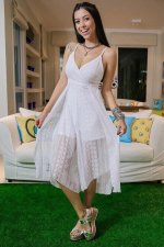 Thalita-Meneghim-Feet-5639305.jpg