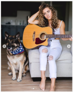 Demi Bagby - Captura de tela 2022-06-01 182601.png