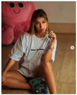 Anna Clara Rios.png