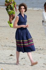 Anne-Hathaway-Feet-6578093.jpg