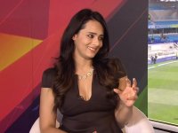 mayanti-langer-shuts-down-cricket-fan-who-tried-to-troll-her-hubby-stuart-binny-1200x900-1555498.jpg