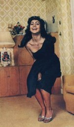 Rati-Agnihotri-Feet-6025045.jpg