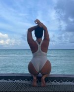 Demi-Lovato-Feet-6497793.jpg