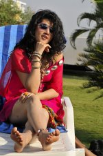 Taapsee-Pannu-Feet-1151722.jpg