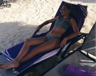 Emma-Chamberlain-Feet-5933029.jpg